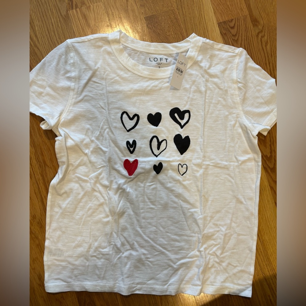 Loft Short Sleeve Top with Hearts- NWT